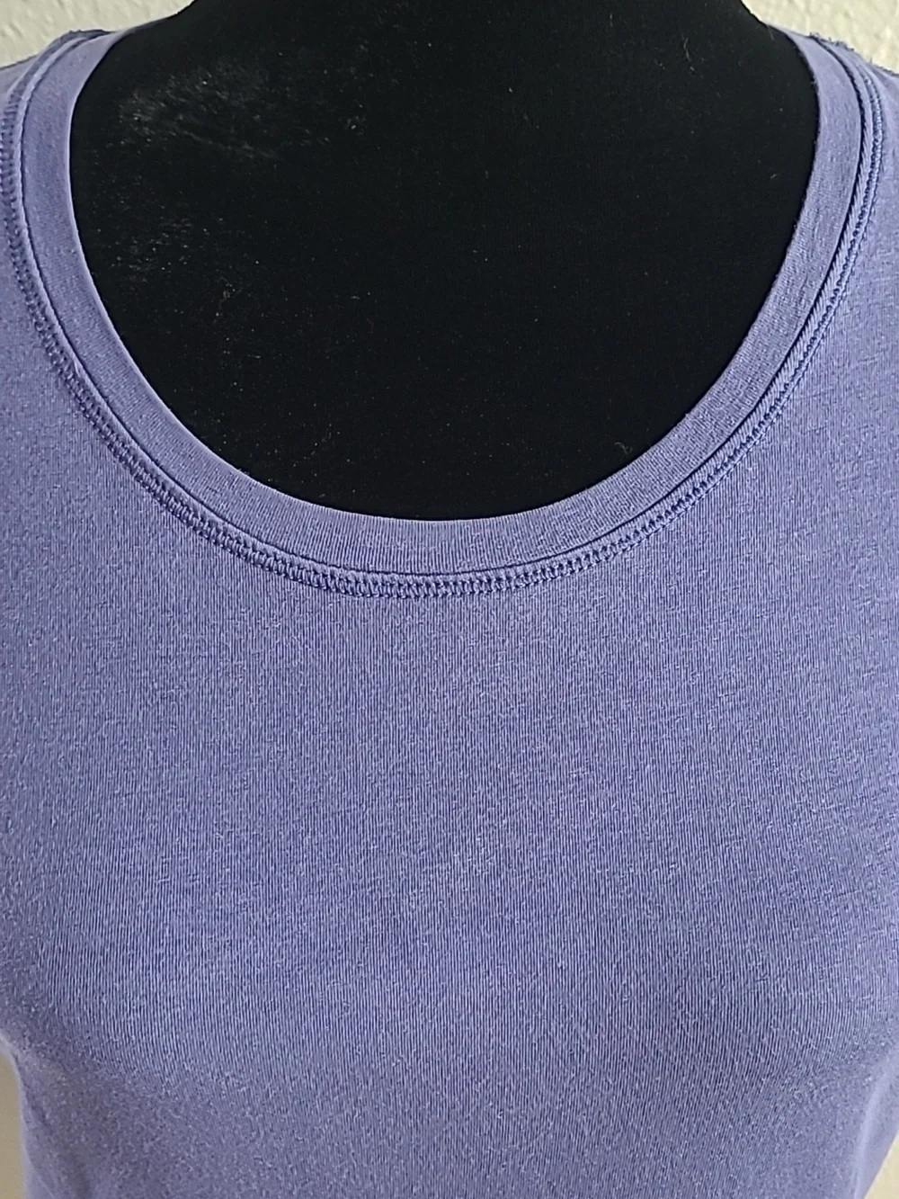 Lululemon Classic Scoop Neck Women's Top - Purple Size M - Picture 2 of 6